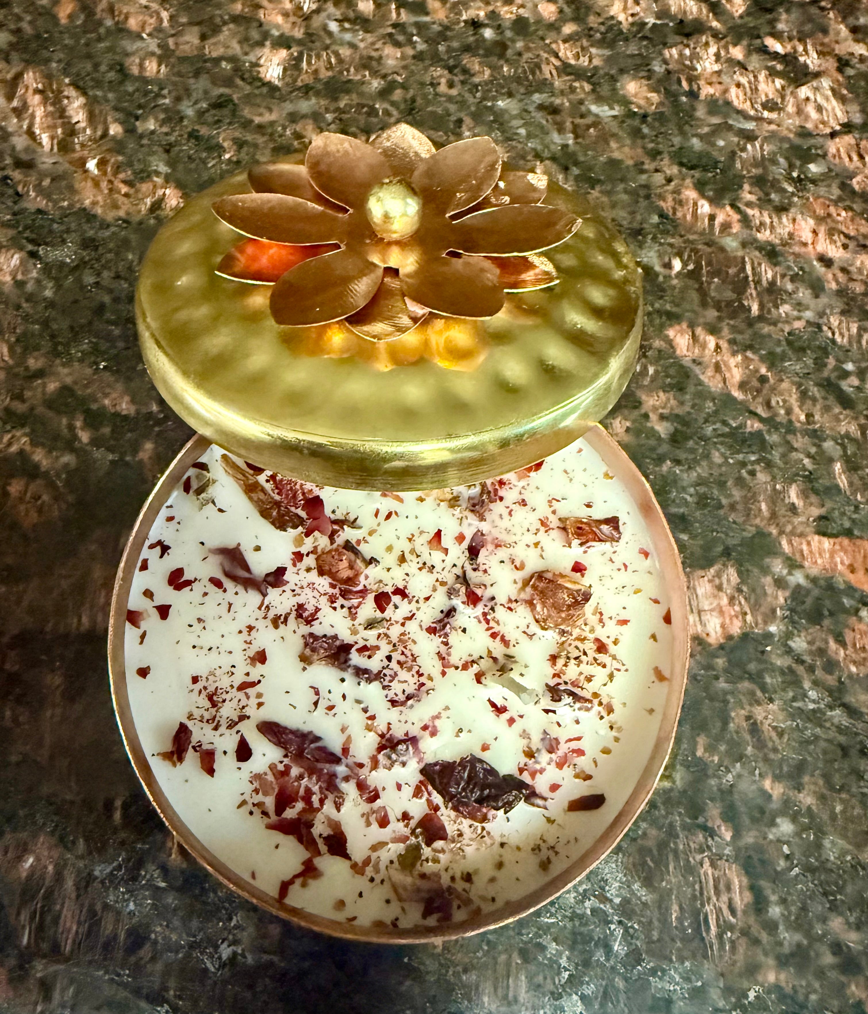 Urli Candle with Lid  5 inch