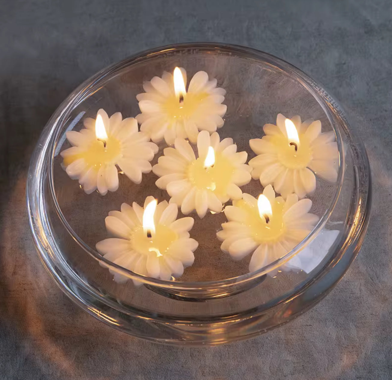 Daisy Bloom Wax Candle