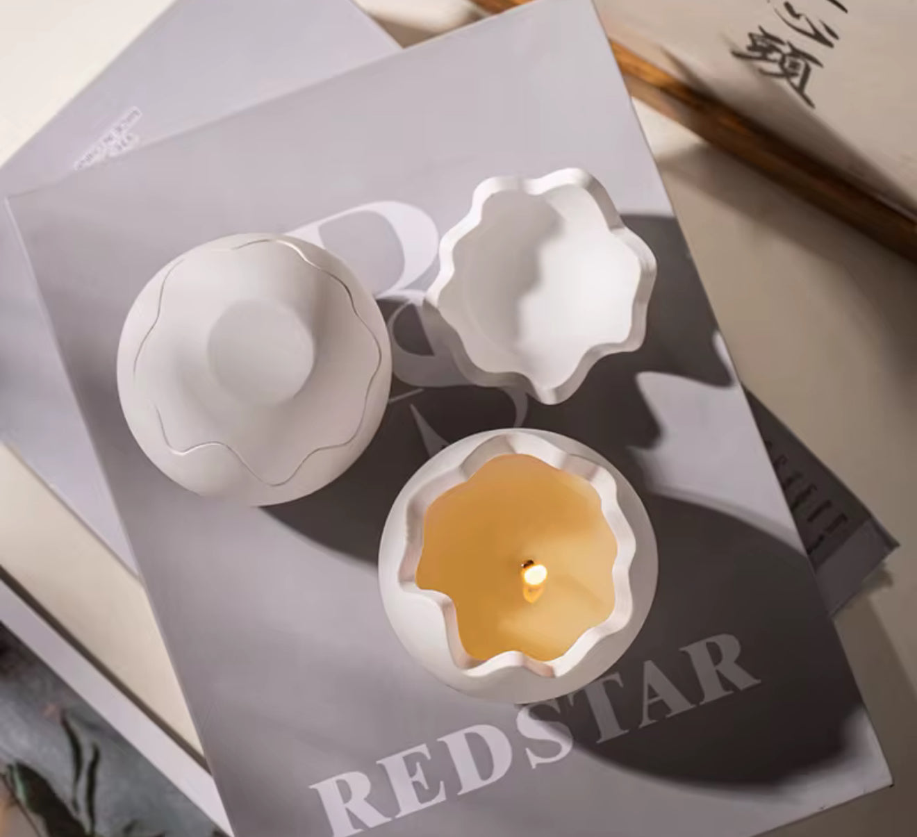 Eggshell Ceramic Soy Candle