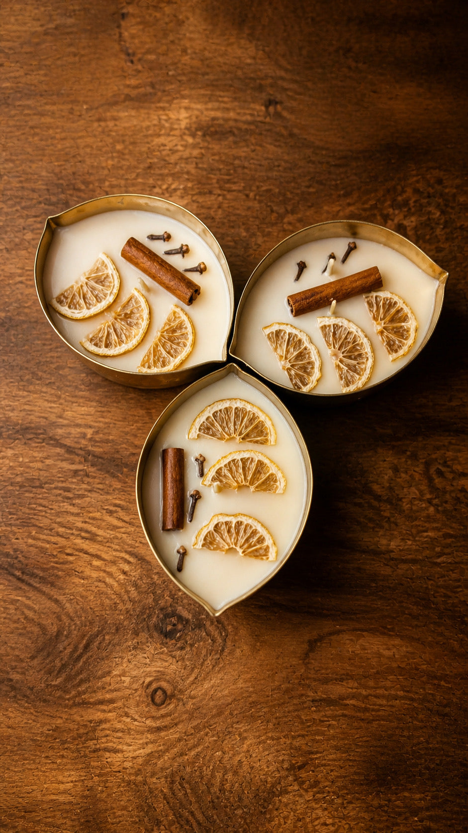 Cinnamon & Spice Urli Candle  5 inch